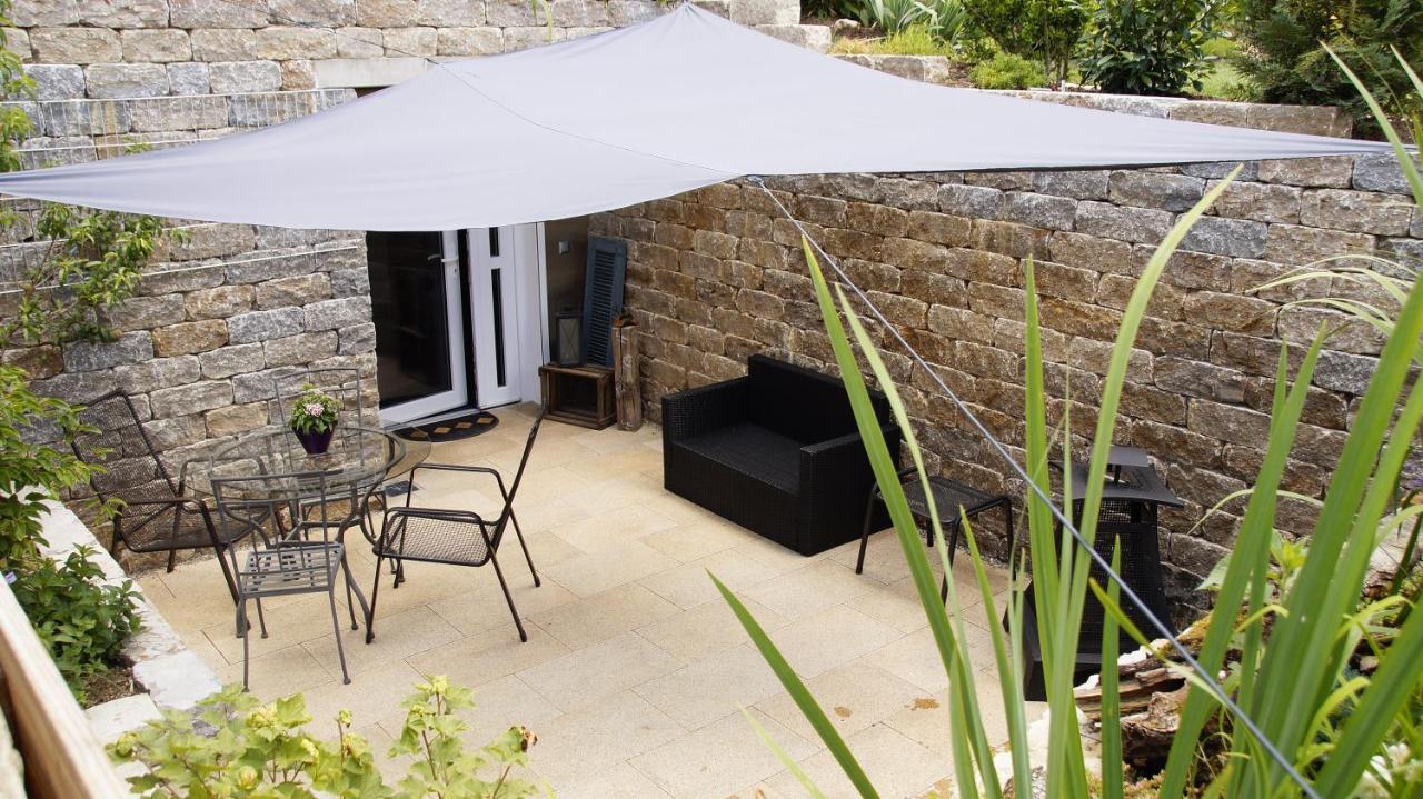 Ferienwohnung Burgblick Im Neuffener Tal Mit Sauna Und Wallbox Frickenhausen  Εξωτερικό φωτογραφία