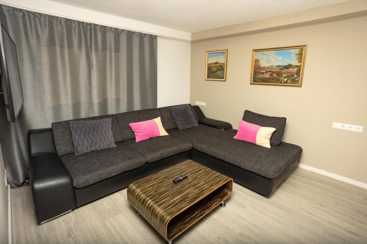 Ferienwohnung Burgblick Im Neuffener Tal Mit Sauna Und Wallbox Frickenhausen  Εξωτερικό φωτογραφία