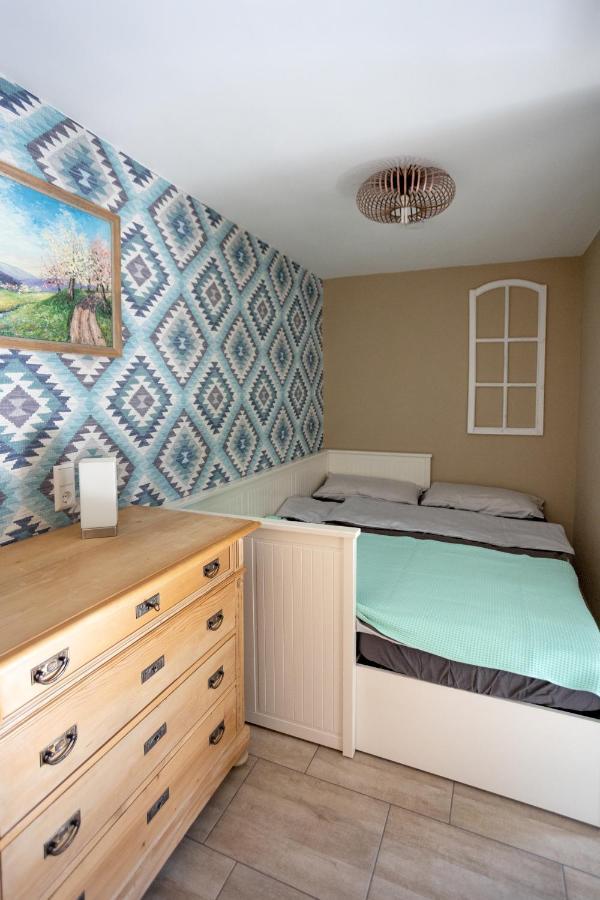Ferienwohnung Burgblick Im Neuffener Tal Mit Sauna Und Wallbox Frickenhausen  Εξωτερικό φωτογραφία